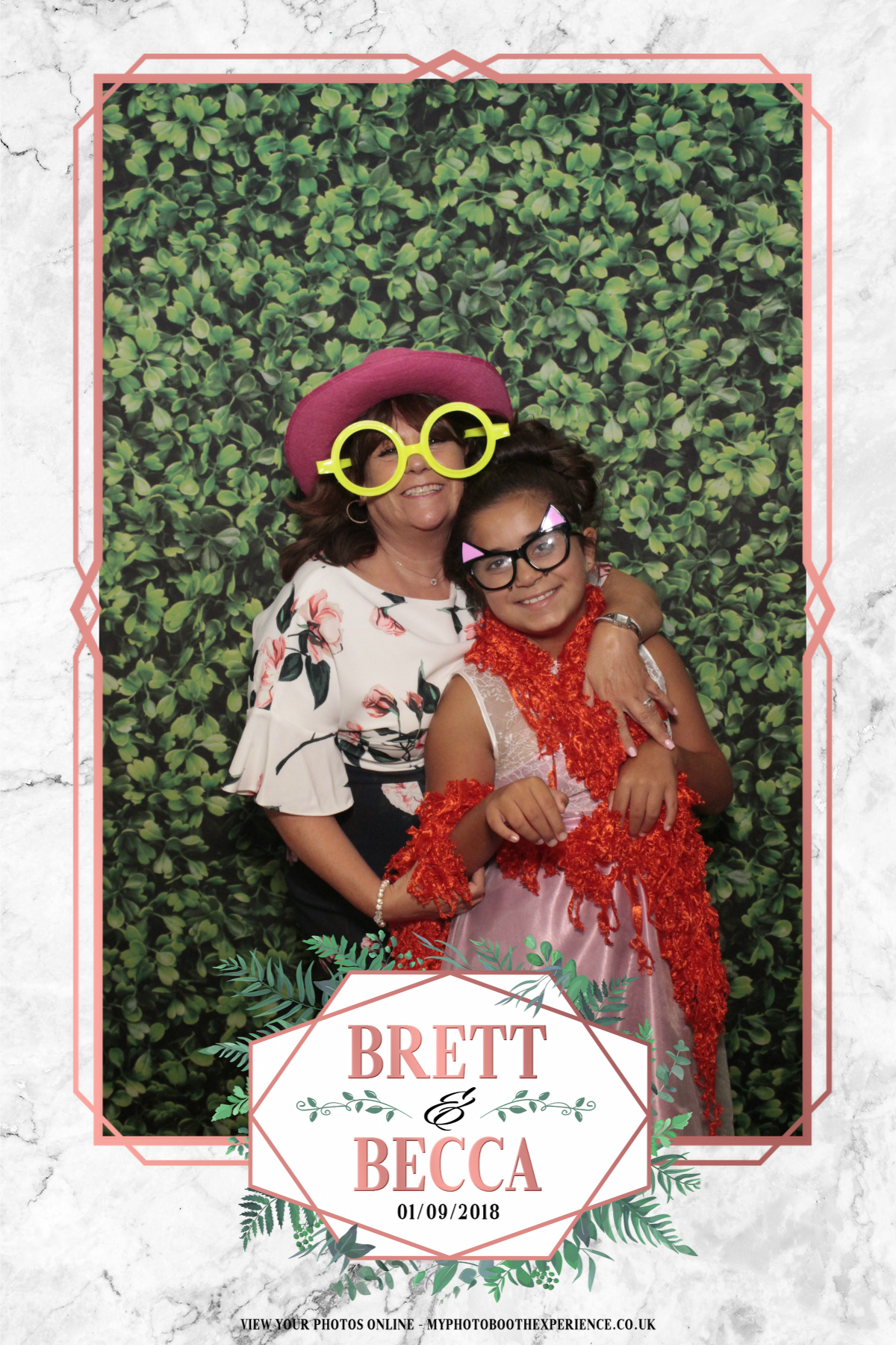 Brett & Becca's Wedding | View more photos from the event at gallery.myphotoboothexperience.co.uk/u/MyPhotoBoothExperienceLtd/Brett-Beccas-Wedding